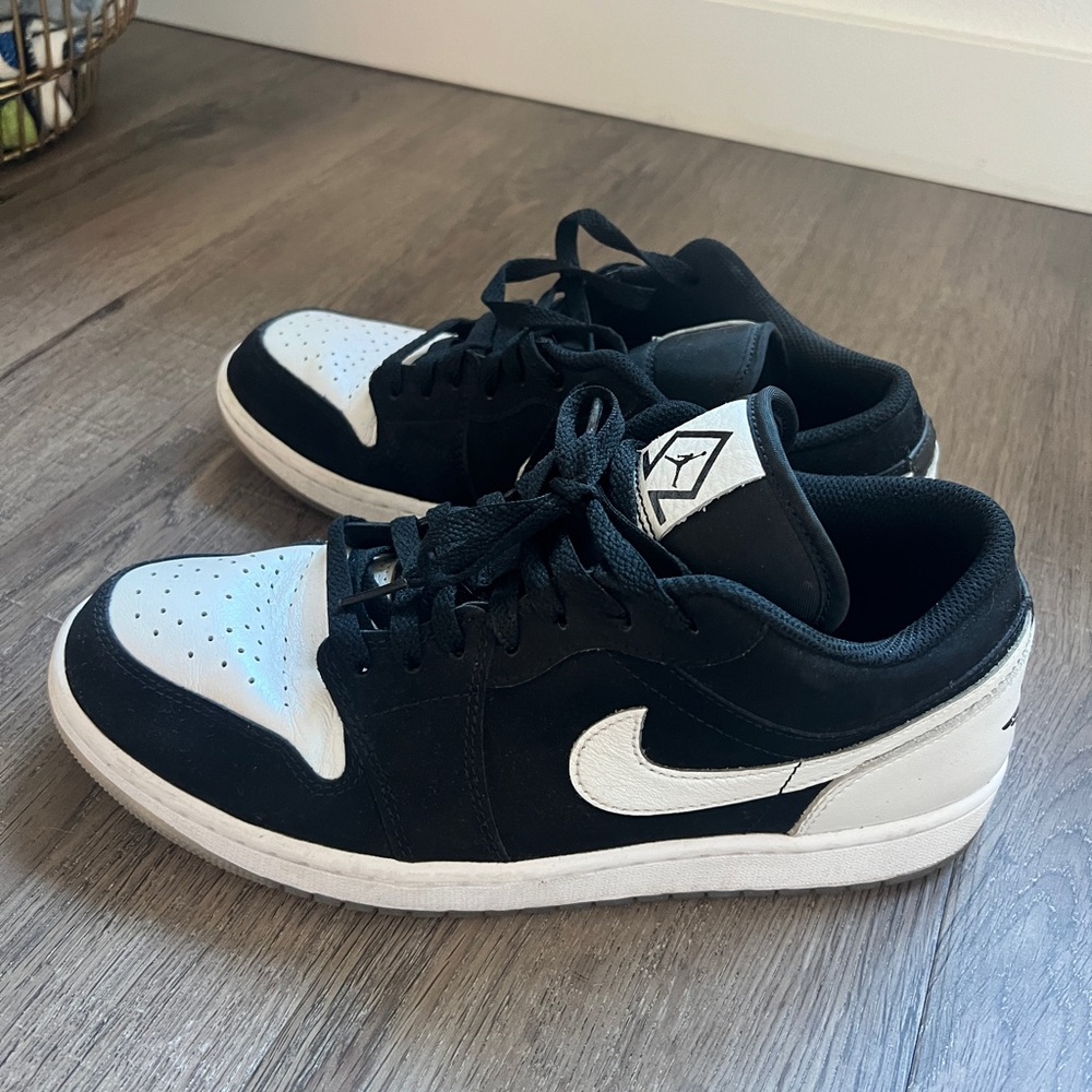 Nike Jordan Low Sneakers